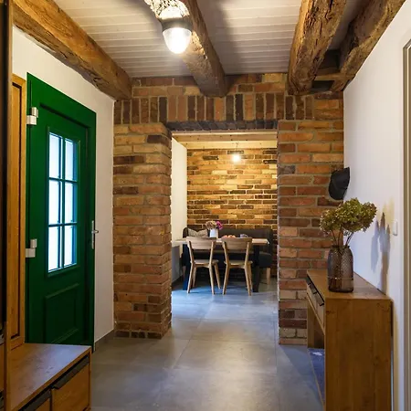 Rotes Nest Apartment Elsterheide