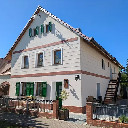 Apartament Rotes Nest *